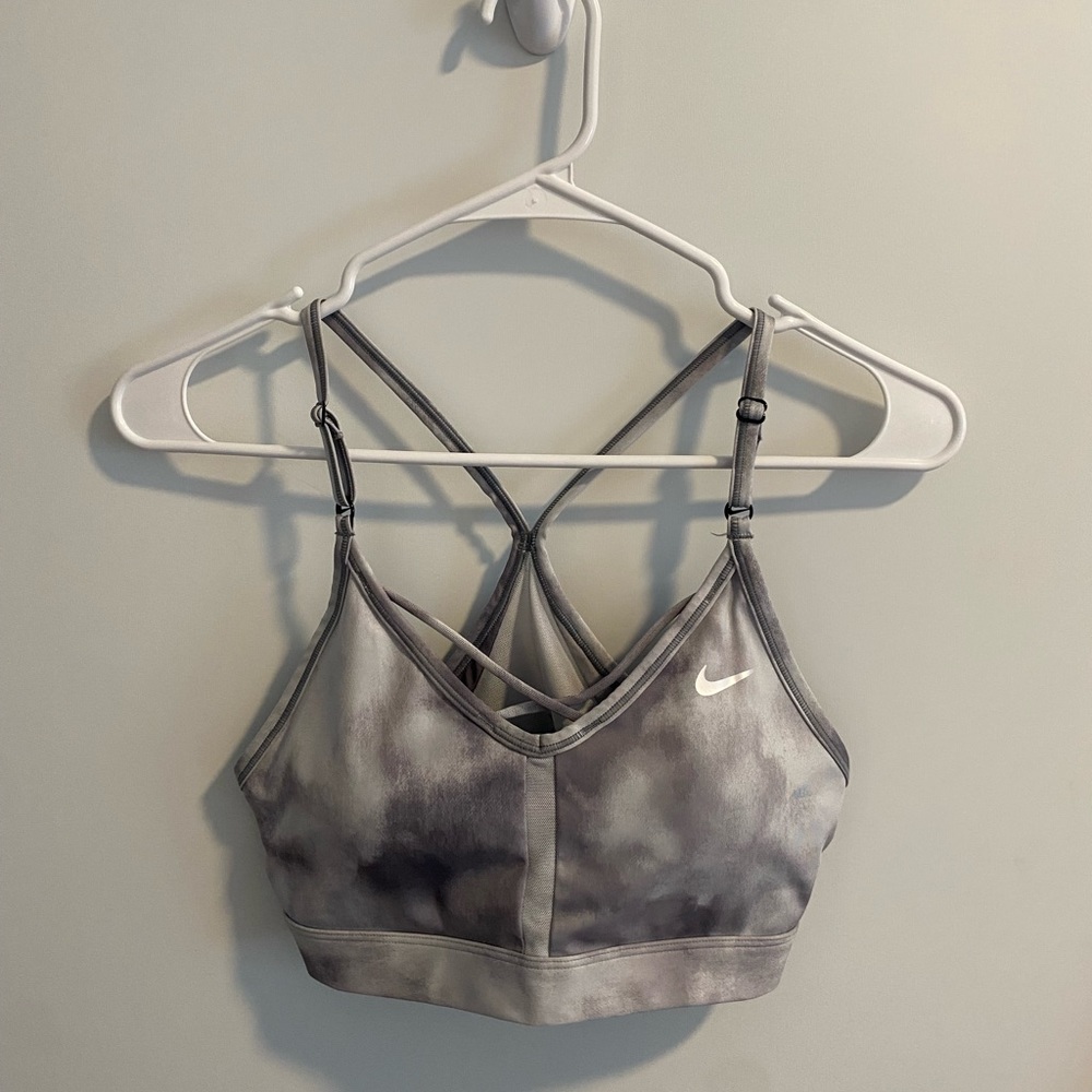 Nike Indy Light Support Padded V-Neck Sports Bra (Gray)